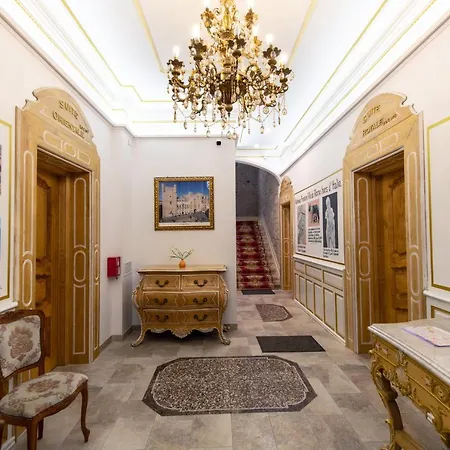 Lyre Maison De L'eglise Du Couvent Guest house
