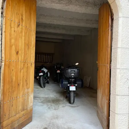 ゲストハウス Lyre Maison De L'eglise Du Couvent ナルボンヌ