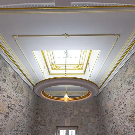 Lyre Maison De L'eglise Du Couvent Πανσιόν
