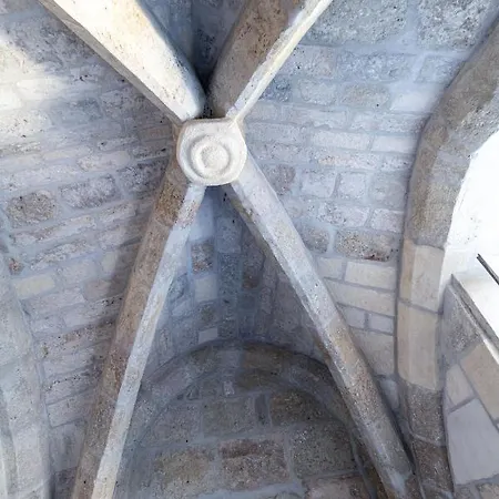 Lyre Maison De L'eglise Du Couvent